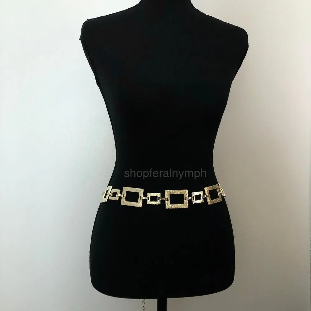Y2K Geometric Gold Textured Square Link Chain Belt, Up to 44 Inches, X7GA1140